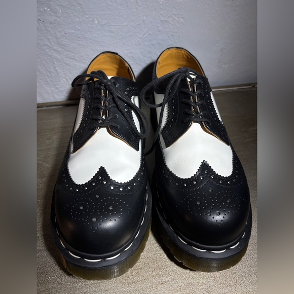 MENS DR MARTINS BEX SMOOTH LEATHER BROGUE SHOES - Picture 12 of 15
